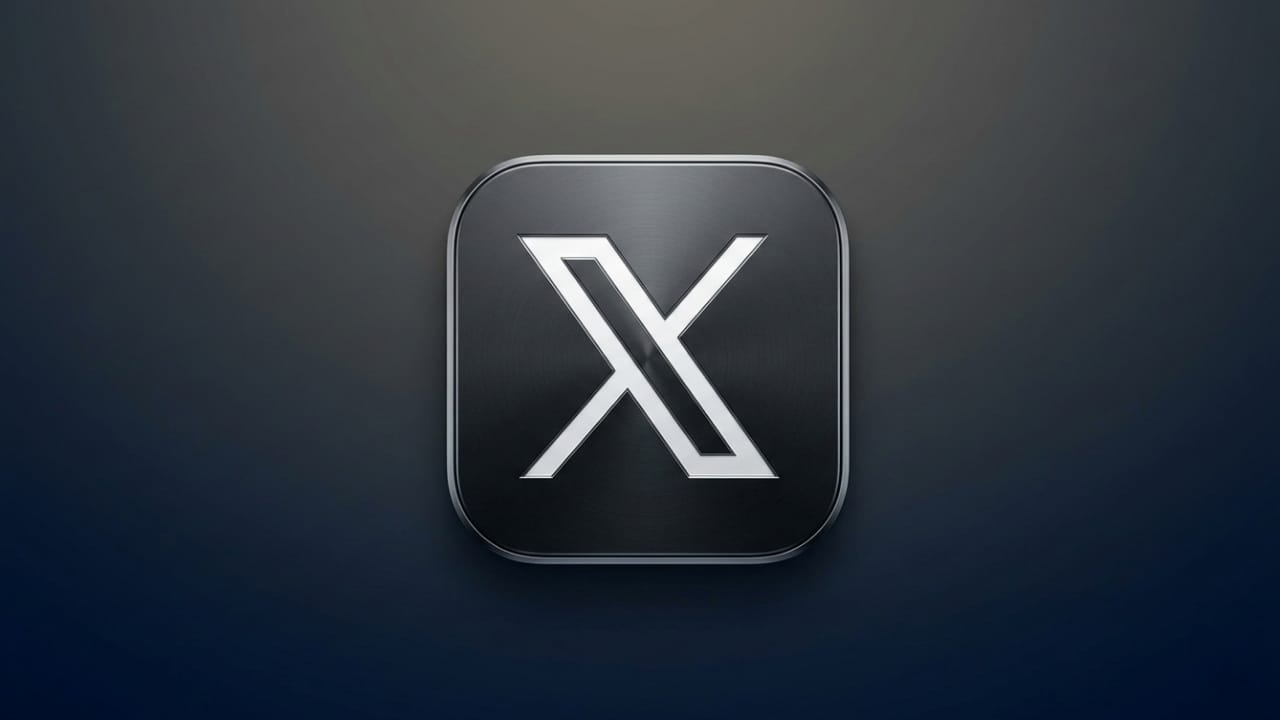 X Begins Testing New X Chat Messaging App on iPhone